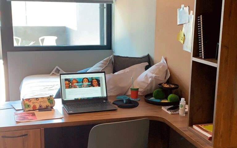 Estúdio Standard com Terraço Livensa Living Lisboa Cidade Universitária