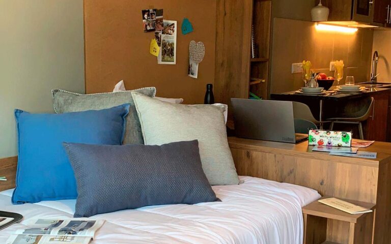 Estúdio Standard com Terraço Livensa Living Lisboa Cidade Universitária