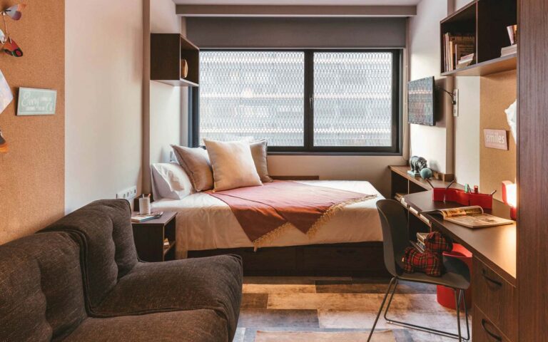 Estúdio Standard Livensa Living Porto Campus