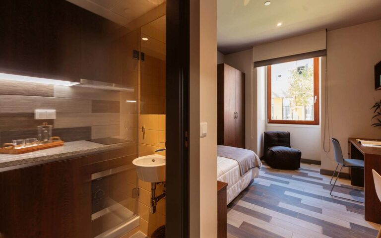 Estúdio Premium Livensa Living Coimbra Rio