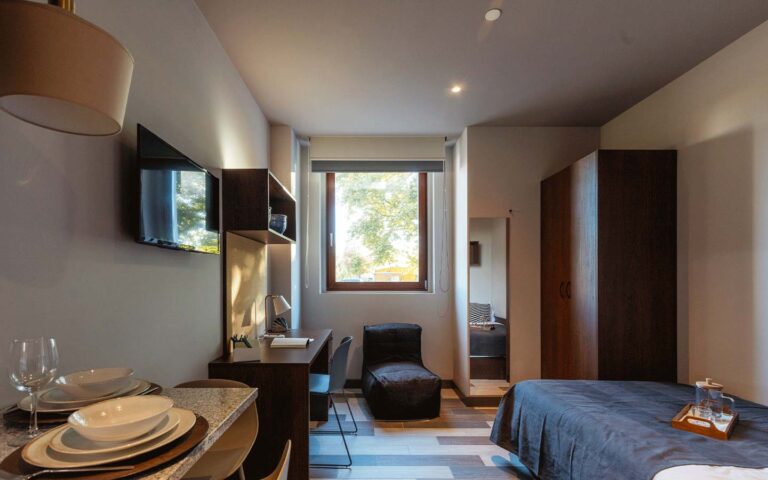 Estúdio Superior Livensa Living Coimbra Rio