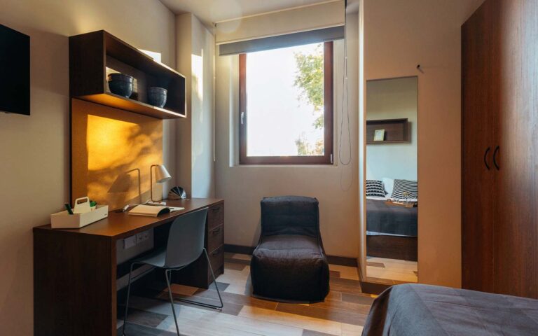 Estúdio Superior Livensa Living Coimbra Rio