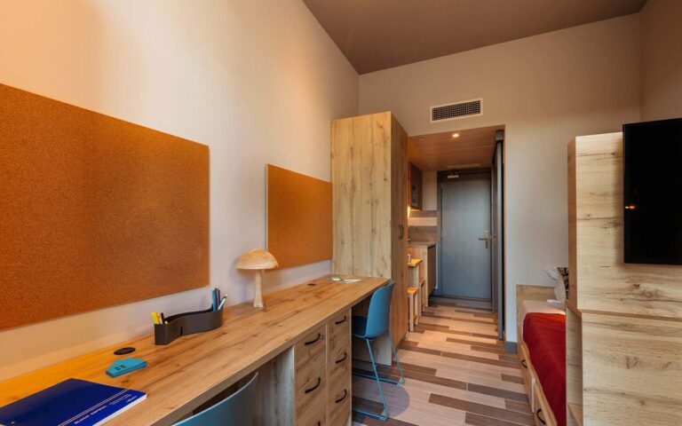 Estúdio Twin Premium Livensa Living Coimbra Rio