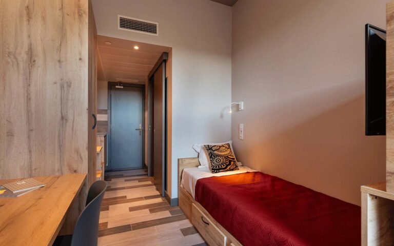 Estúdio Twin Premium Livensa Living Coimbra Rio