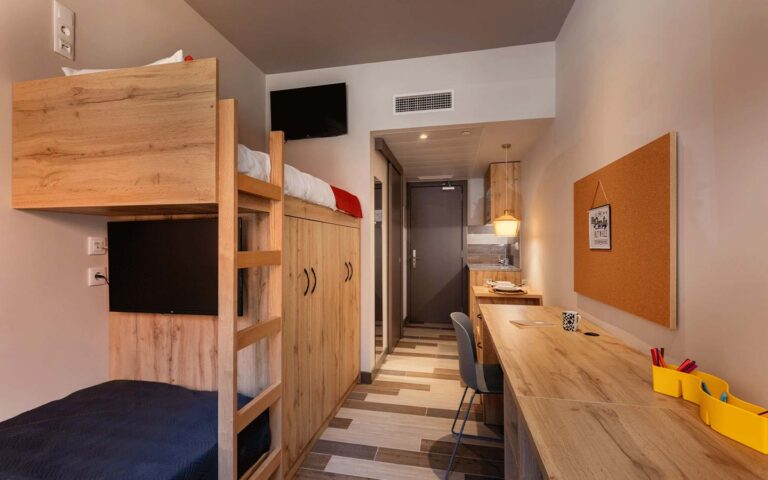 Estúdio Twin Superior Livensa Living Coimbra Rio