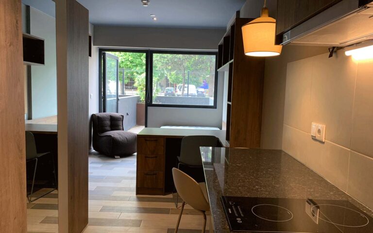 Estúdio Superior com Terraço Livensa Living Lisboa Cidade Universitária