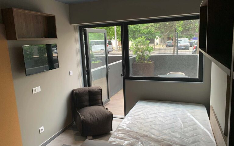 Estúdio Superior com Terraço Livensa Living Lisboa Cidade Universitária