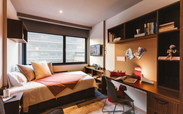 Estúdio Premium Livensa Living Porto Campus