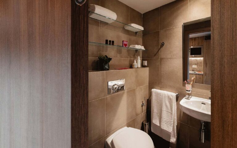 Estúdio Standard com Terraço Livensa Living Porto Campus