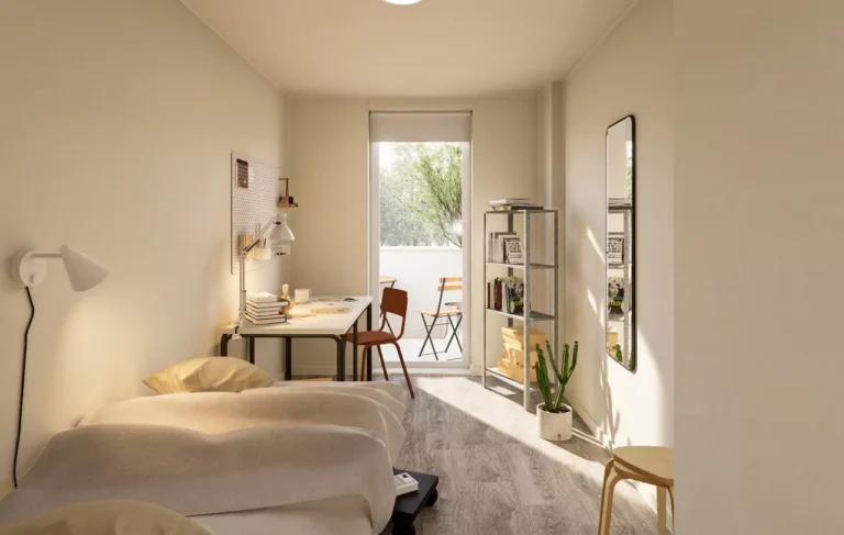 thumbnail_Private Balcony