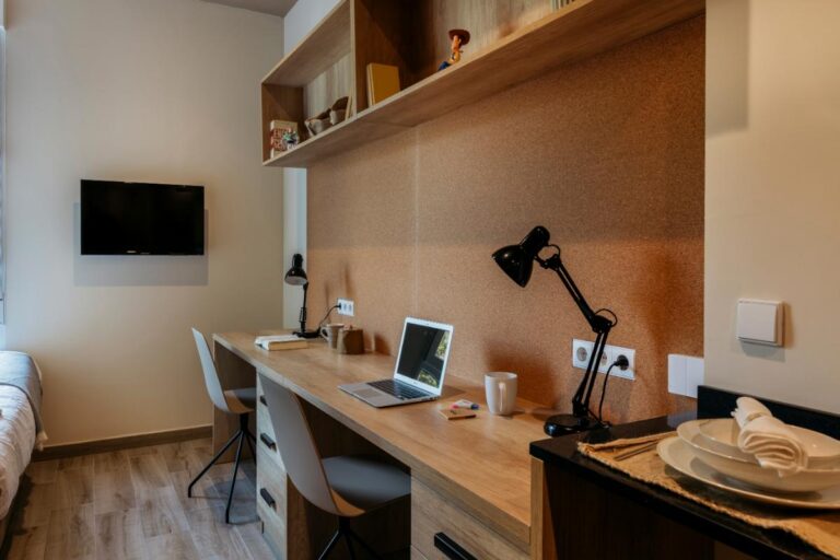 2. GRCartuja- Twin - deskok