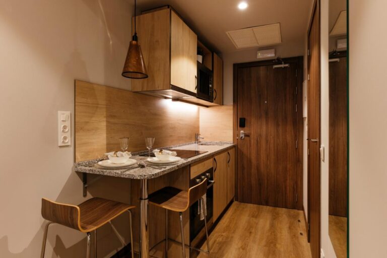 3. Marina - Studio Superior - Kitchen