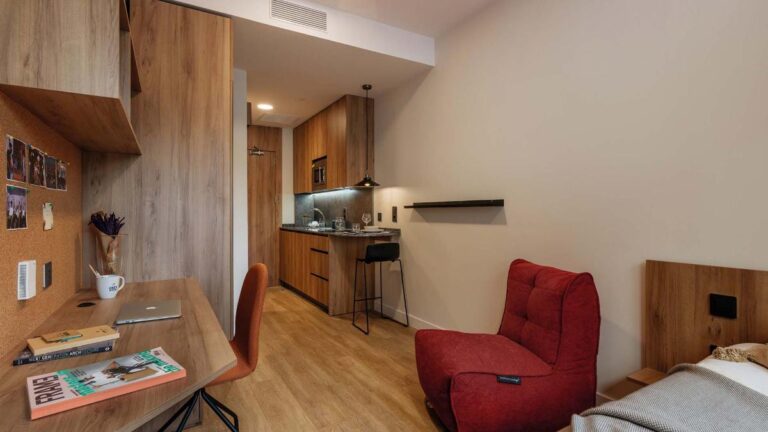 VViveros_6. Studio Standard